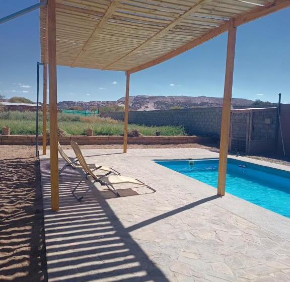 مبيت وإفطار Tiunur Lodge