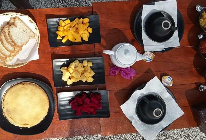 住宿加早餐  Villa Markisa Pakisan