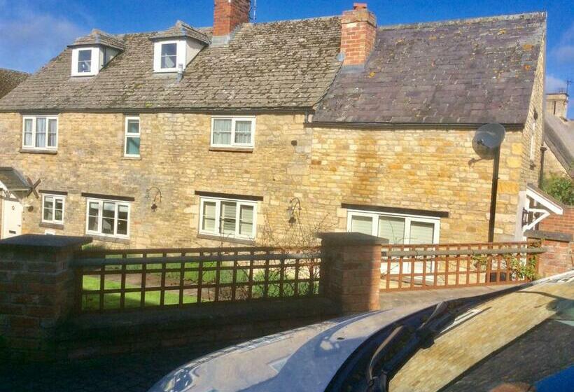 צימר Virginia Cottage