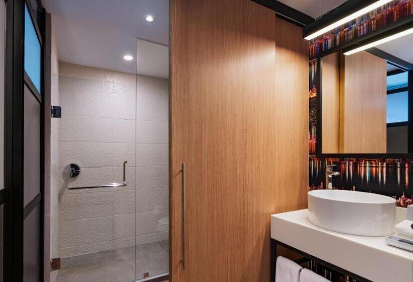 Отель Aloft Guadalajara Sur