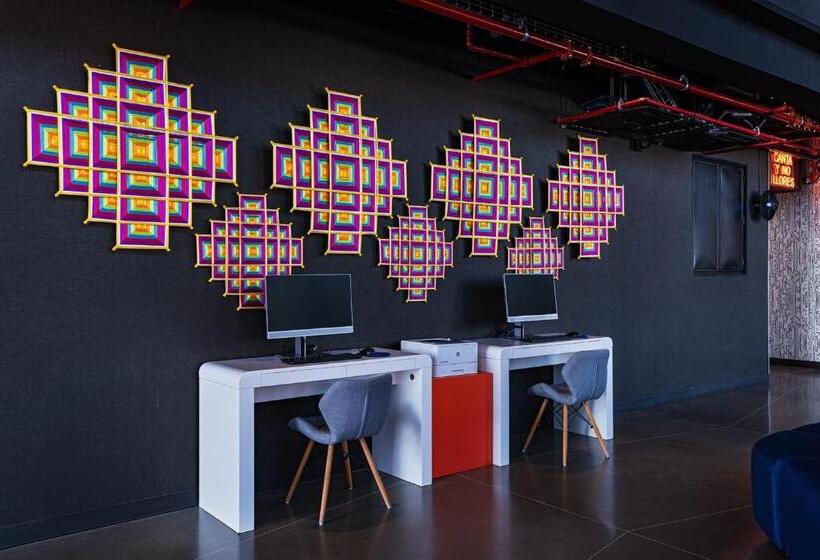 Отель Aloft Guadalajara Sur