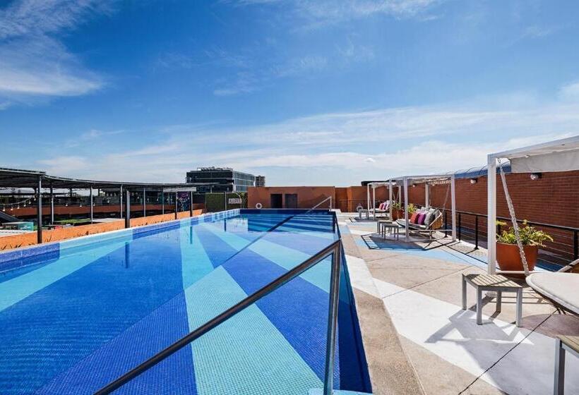 Отель Aloft Guadalajara Sur