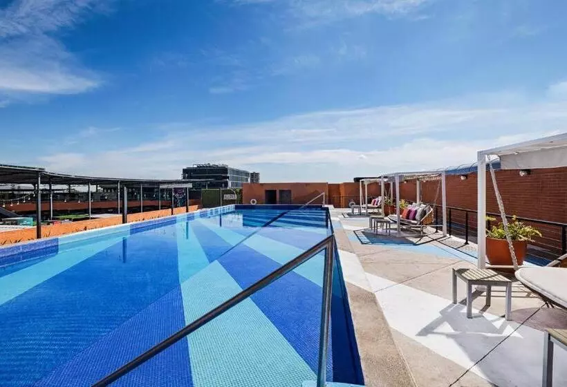 ホテル Aloft Guadalajara Sur