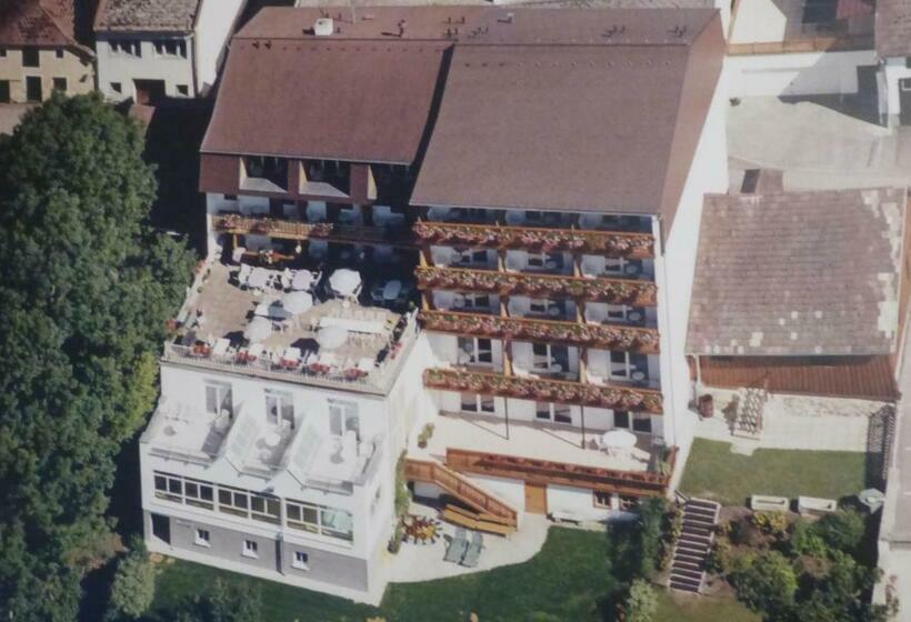 Hotell Café Konditorei Schröckmayr Kastner