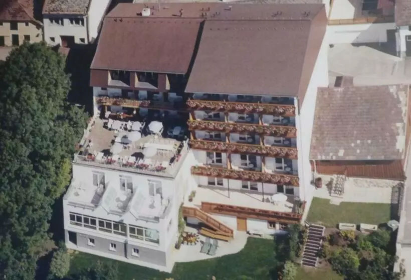 Hotelli Café   Konditorei Schröckmayr Kastner