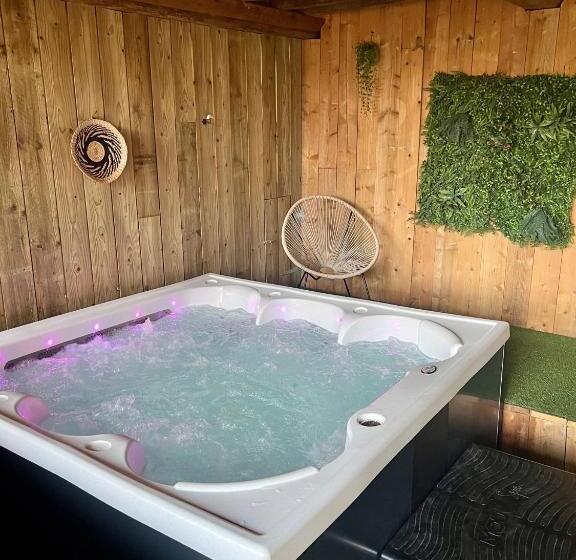 بنسيون Gite & Spa La Perle Verte
