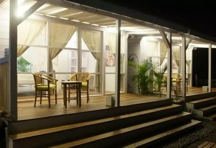ペンション Inay Guest House