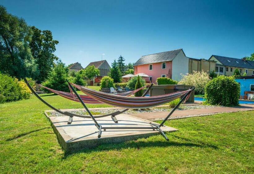 Pensió Statek U Dubu