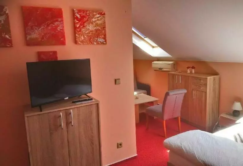 Restaurace Pension Vinařství U šťastných