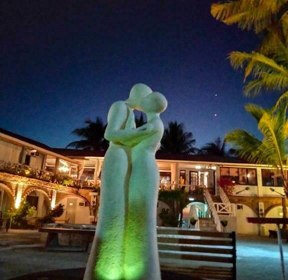 Sunbloom Beachfront Hotel And Restaurant Zambales