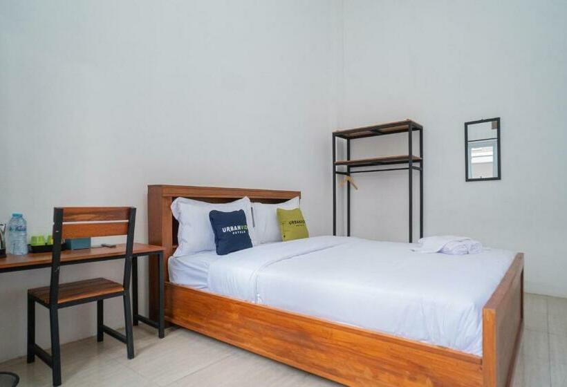 Urbanview Hotel Sky Batu Malang By Reddoorz