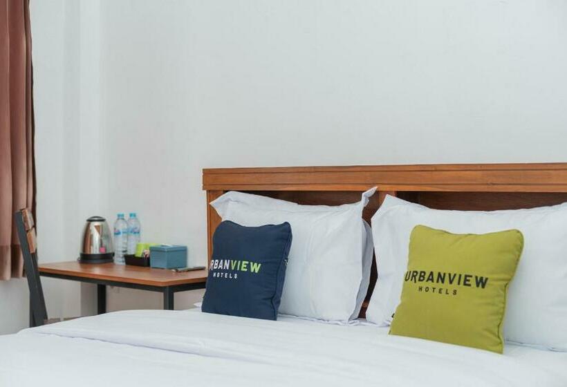 Urbanview Hotel Sky Batu Malang By Reddoorz