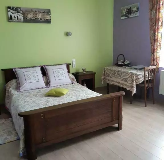 Aamiaismajoitus (B&B) Au Coeur De L Enclave