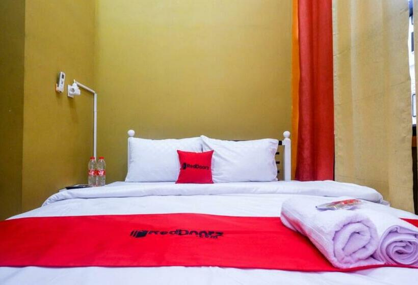 Otel Reddoorz Syariah Near Exit Toll Ngemplak Solo