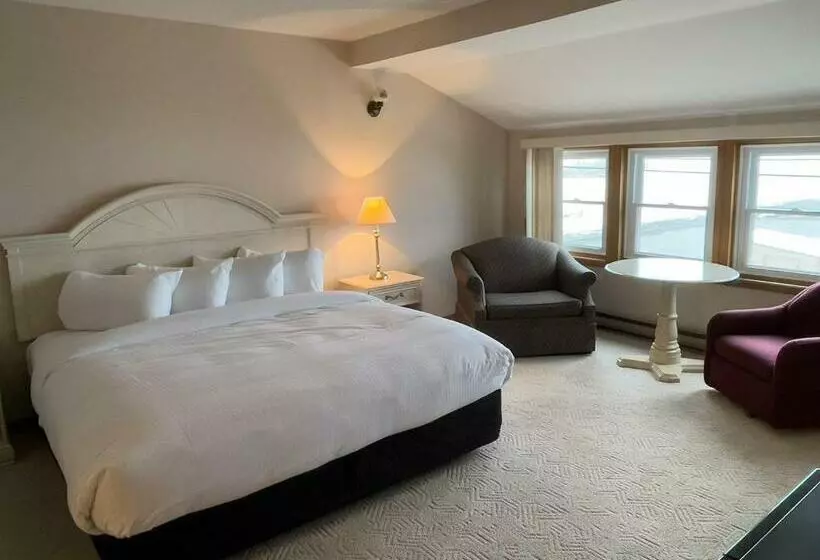 Hotelli Wolfe Island