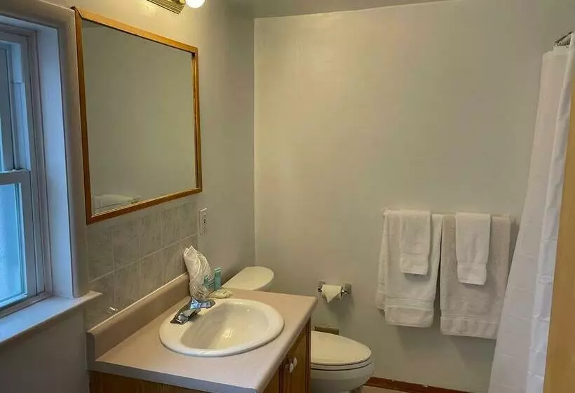 Hotelli Wolfe Island