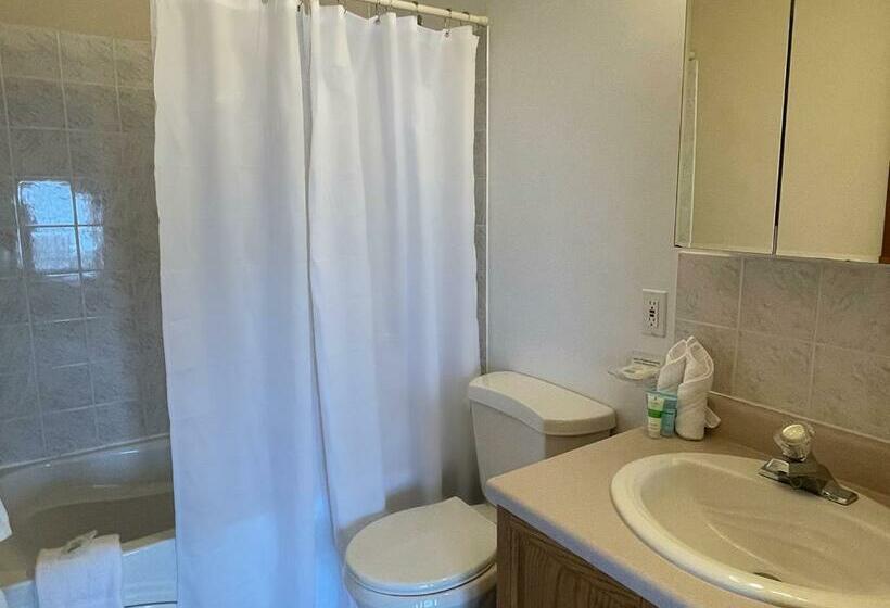 فندق Wolfe Island