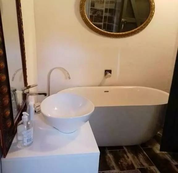 Majatalo 31 On Kloof