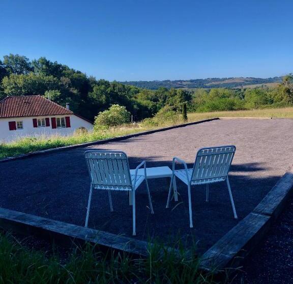 膳宿费 L Adret Du Bois