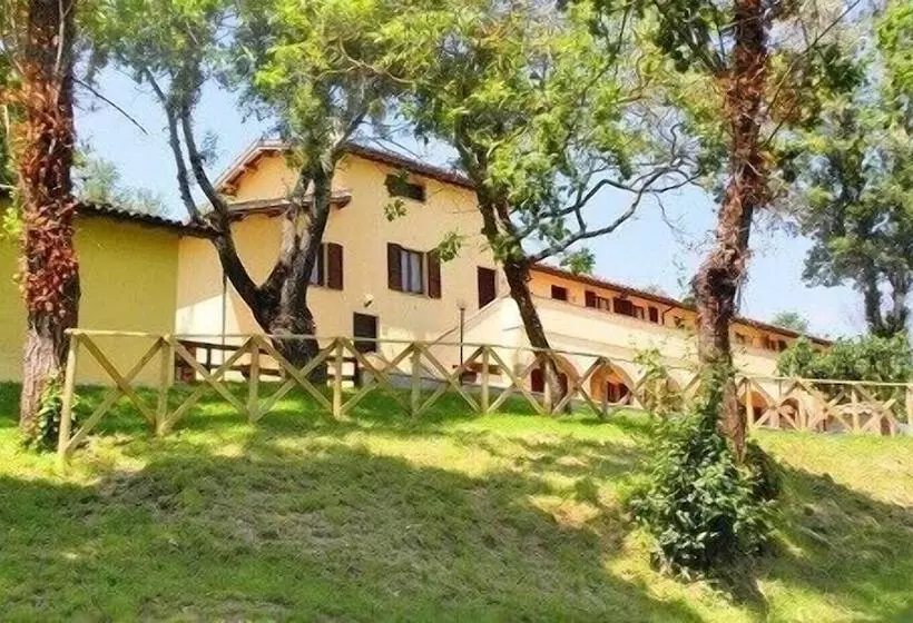 هتل Abadia Farneto