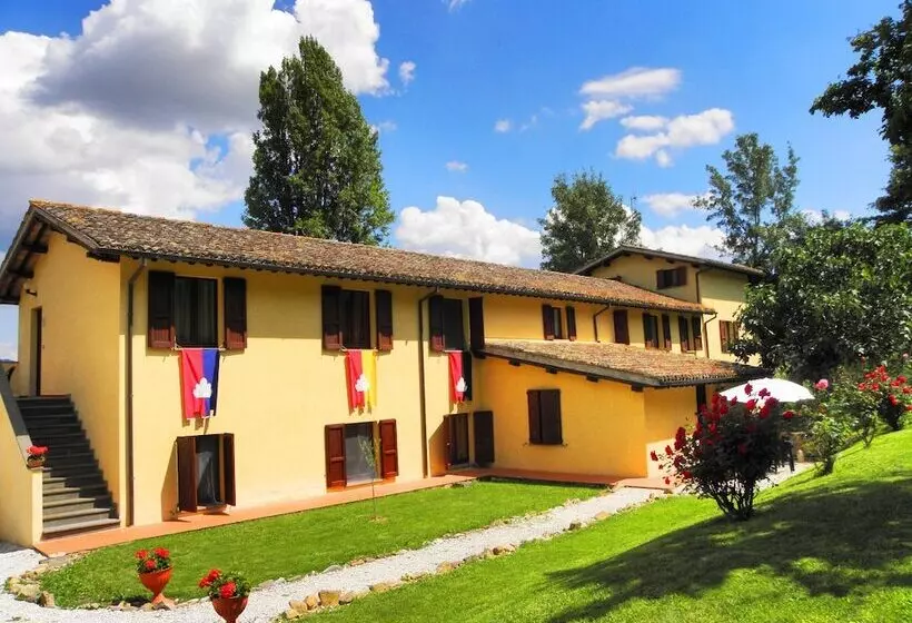 هتل Abadia Farneto