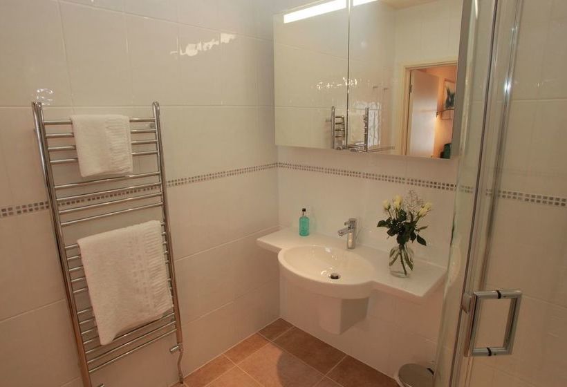 فندق Alveston House