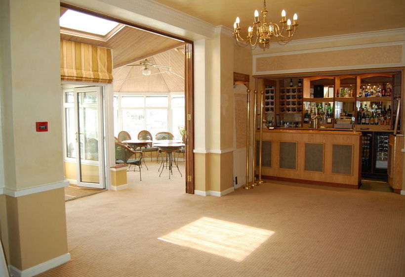 فندق Alveston House