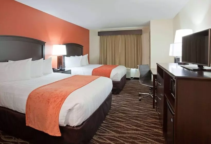 ホテル Americinn By Wyndham Waupun