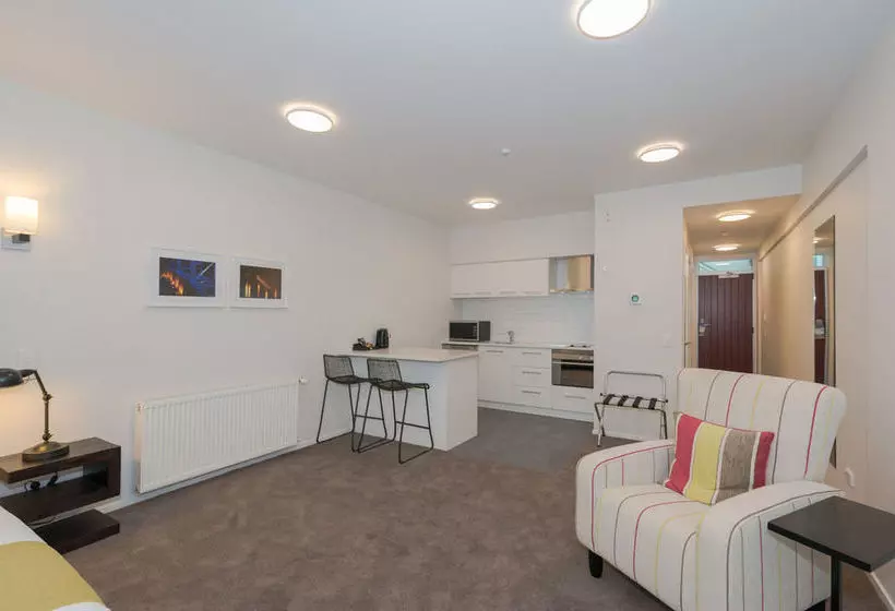 Hotel Clarion Suites Ambassador