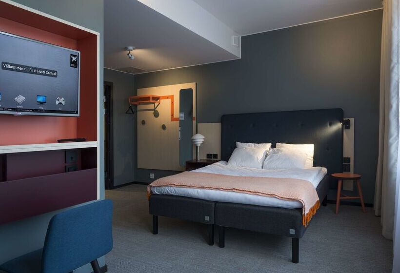 First Hotel Central