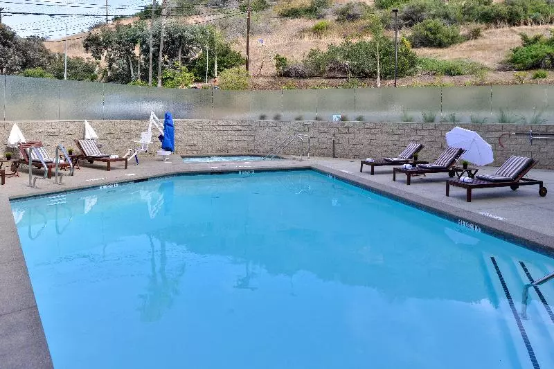 ホテル Holiday Inn Express & Suites San Diego   Mission Valley, An Ihg