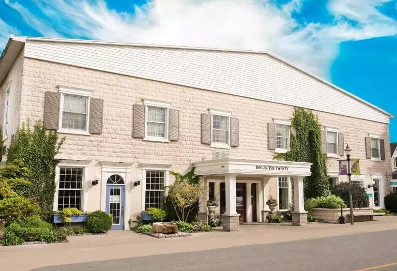 Отель Inn On The Twenty