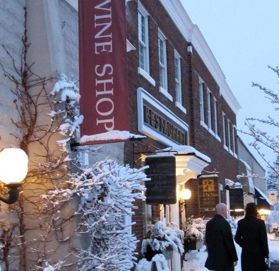 בית מלון כפרי Inn On The Twenty