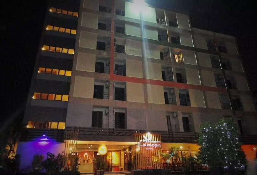 Lamoon Resotel
