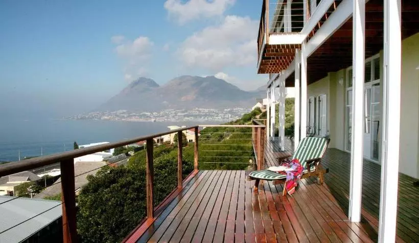 فندق Moonglow Guest House