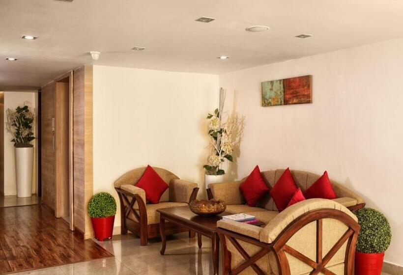 בית מלון כפרי Nidhivan Sarovar Portico Vrindavan