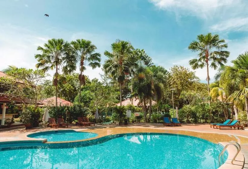 Hotel Pangkor Sandy Beach Resort