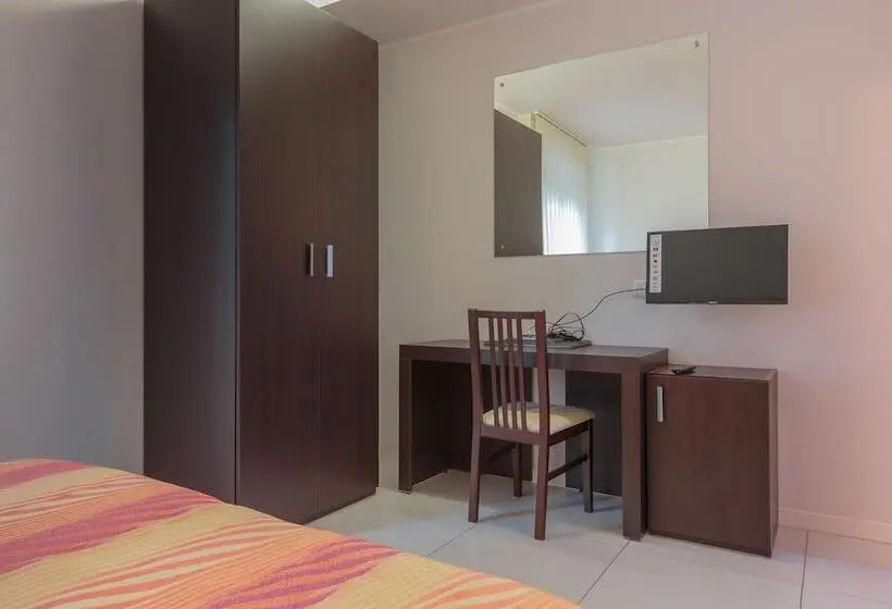 هتل Pasta Residence Italia Malpensa