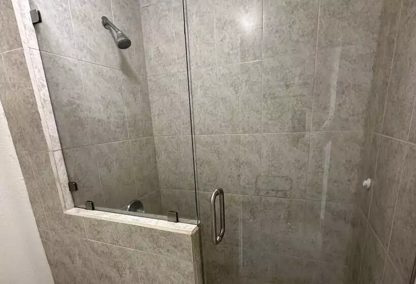 Hotelli Quinta San Carlos Inn