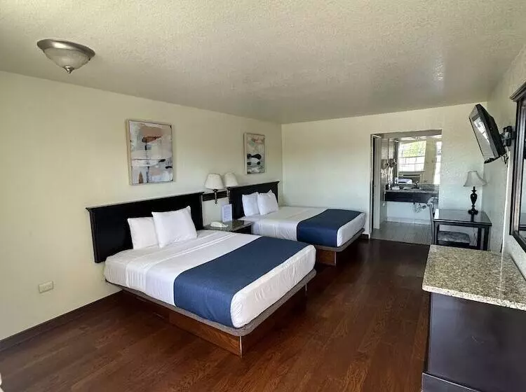 Hotelli Quinta San Carlos Inn