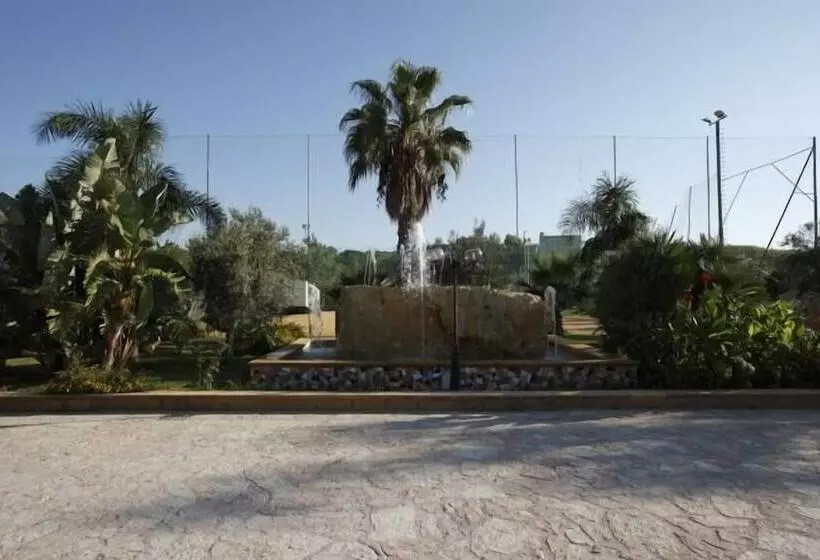 בית מלון כפרי Sporting Club Village