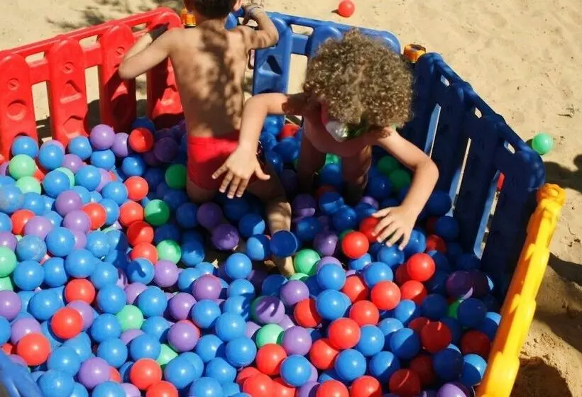 בית מלון כפרי Sporting Club Village