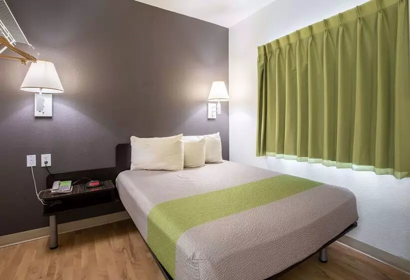 Отель Studio 6 Bay City Tx