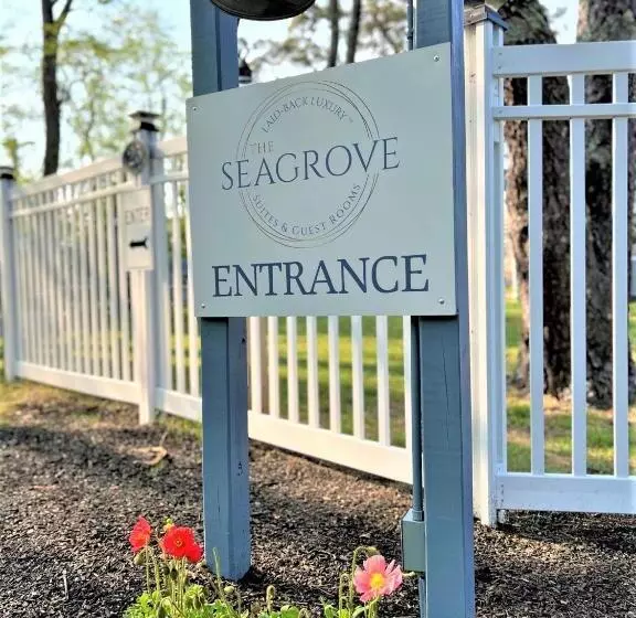 Отель The Seagrove Suites & Guest Rooms