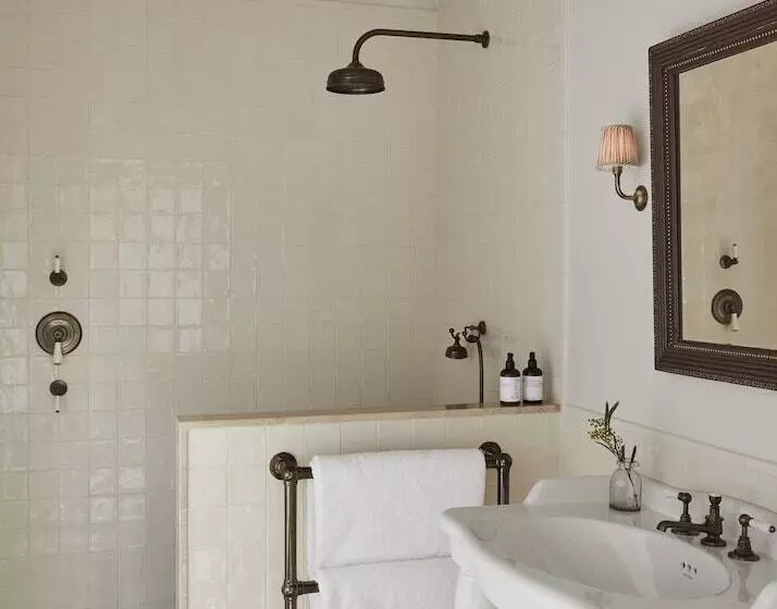 فندق The Bradley Hare