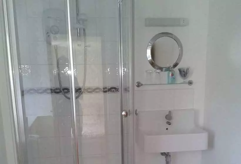 ホテル Three Coopers