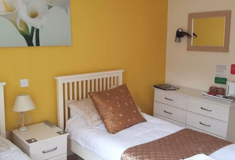 ホテル Three Coopers