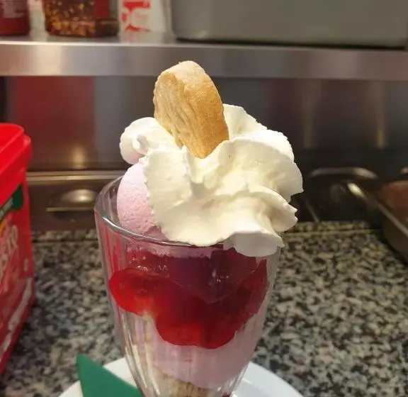 ホテル Three Coopers