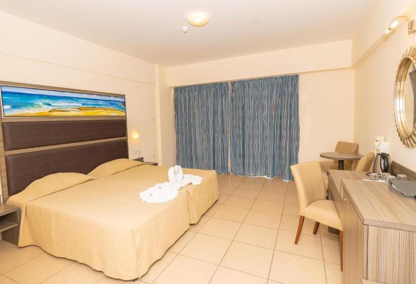 בית מלון כפרי Tofinis