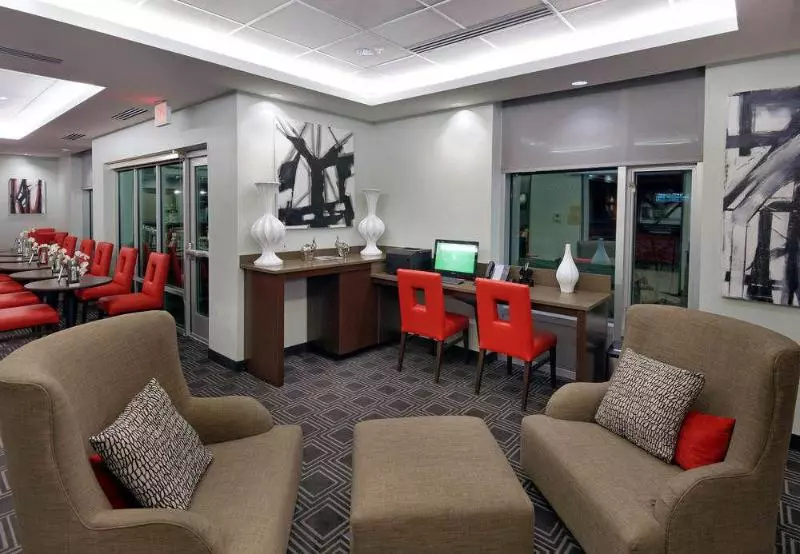 Отель Towneplace Suites By Marriott Springfield